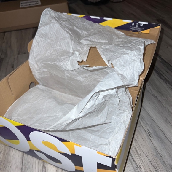 Adidas UltraBoost 4.0 ‘Triple Black Gold’ - US 5 WOMEN (US 4 MEN) - Picture 10 of 10